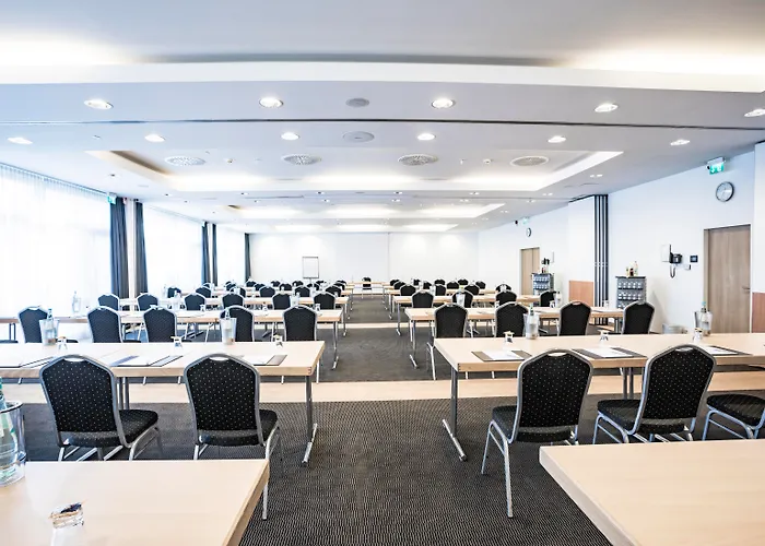 Select Nord 4* Hamburg