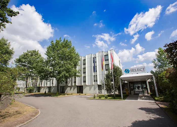 Hotel Select Nord 4*